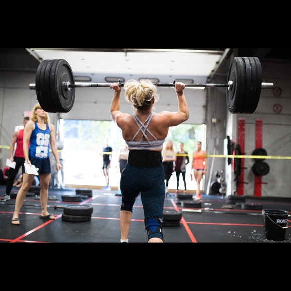 Meet your Posher, Lindsay - Picture 6 of 8